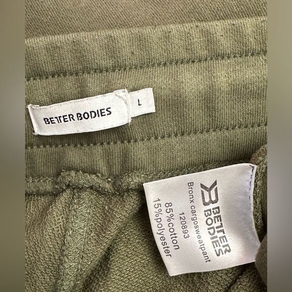 Better Bodies vintage Bronx Cargo Tapered Joggers. Size Large. - Picture 5 of 5